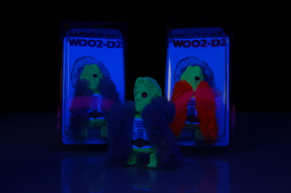 WOO2-D2 Glowing